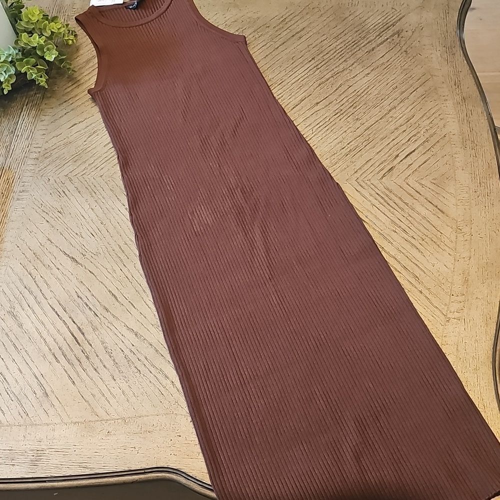 Velvet Heart Ribbed Sleeveless Maxi Dress in Brown Size M NWT